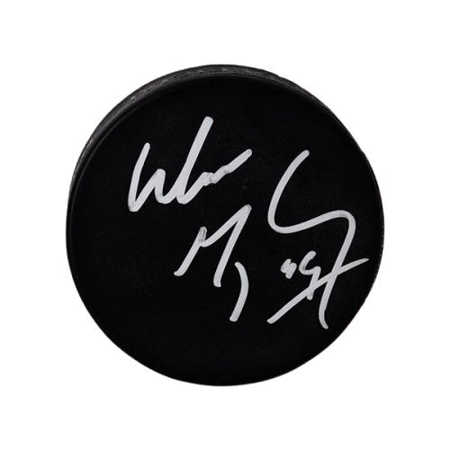 REPLICA WAYNE GRETZKY AUTOGRAPHED HOCKEY PUCK