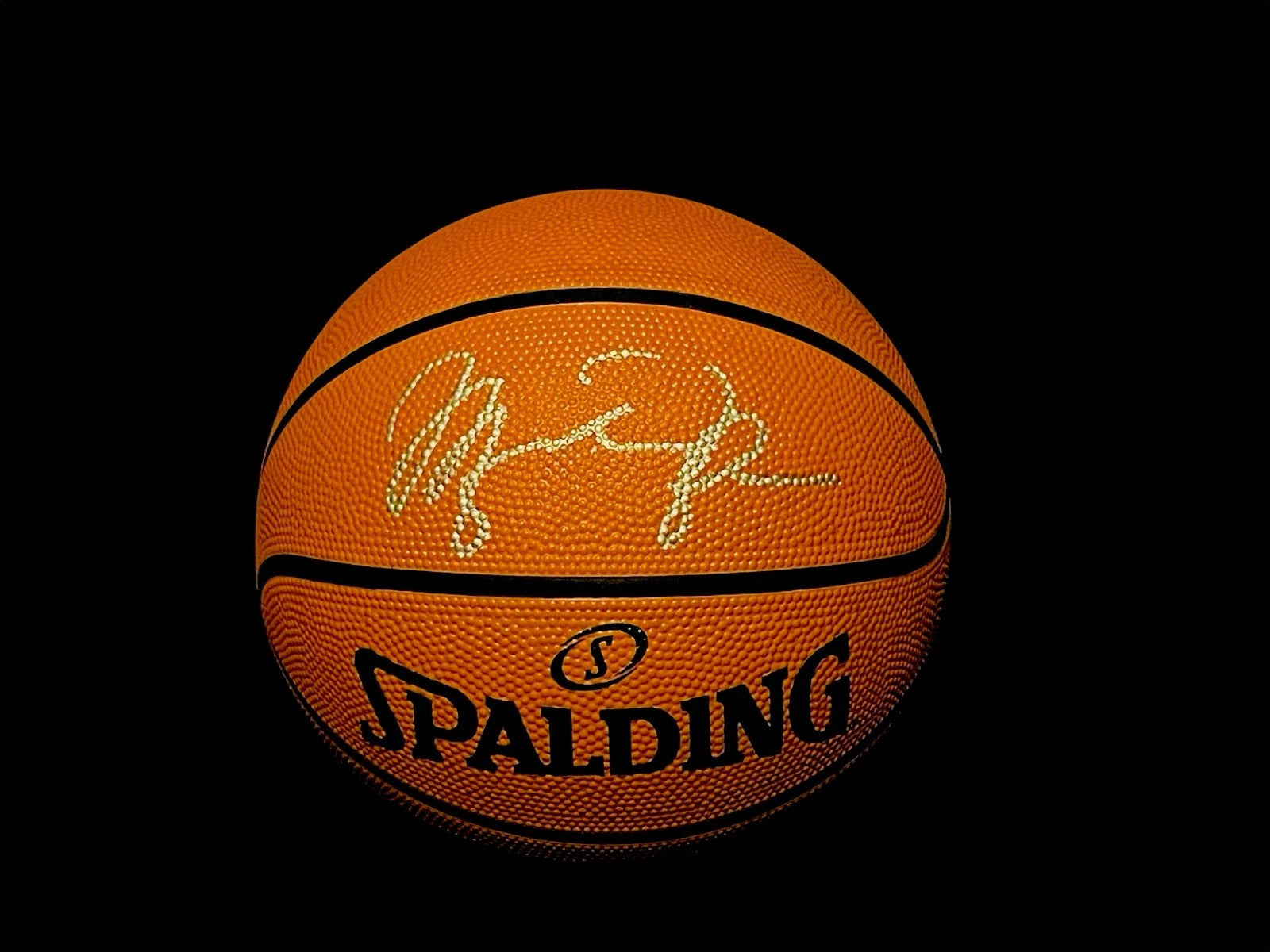 REPLICA SIGNED MICHAEL JORDAN BASKETBALL